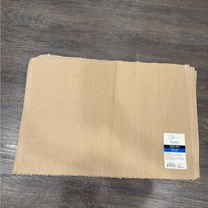 Set of 7 Mainstays Placemats